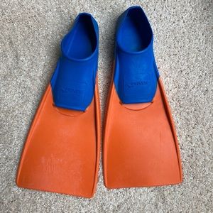 Flippers / diving fins